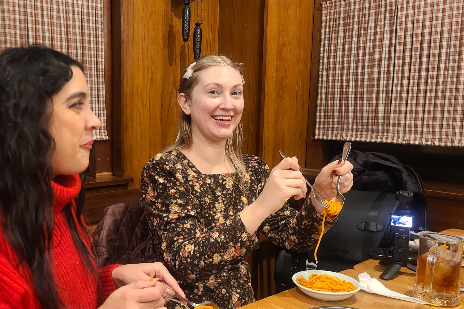 プロモーション動画撮影案件（野毛バーホッピングツアー）