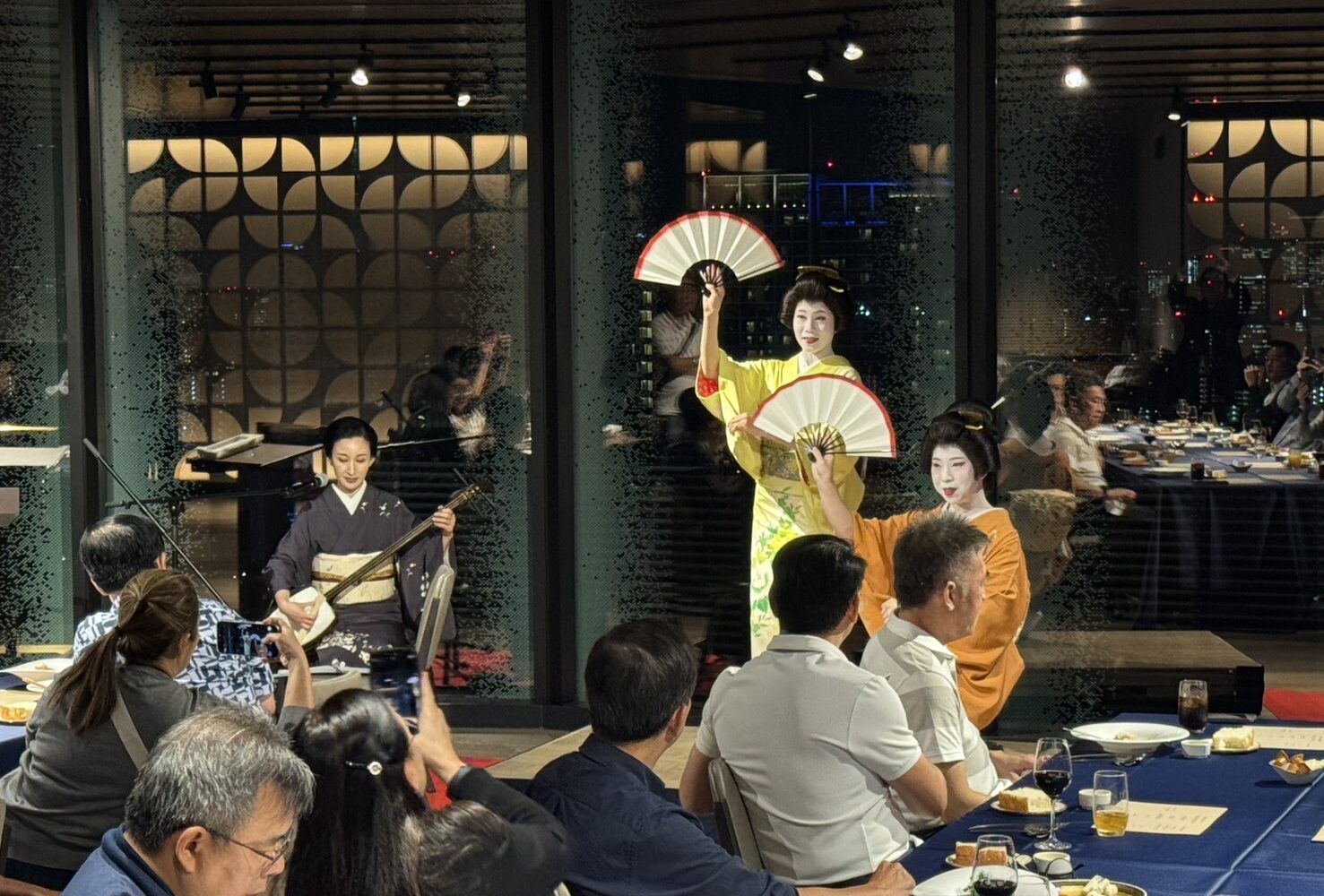 横浜芸者の派遣@新宿（アジアの観光客様）