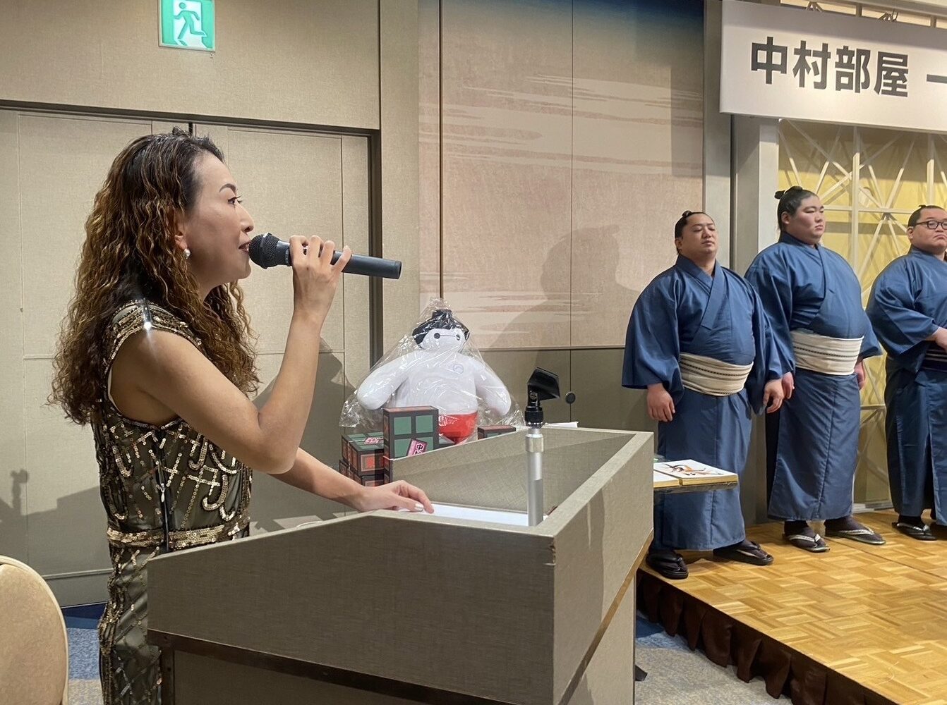 バイリンガルMC　渡辺真帆