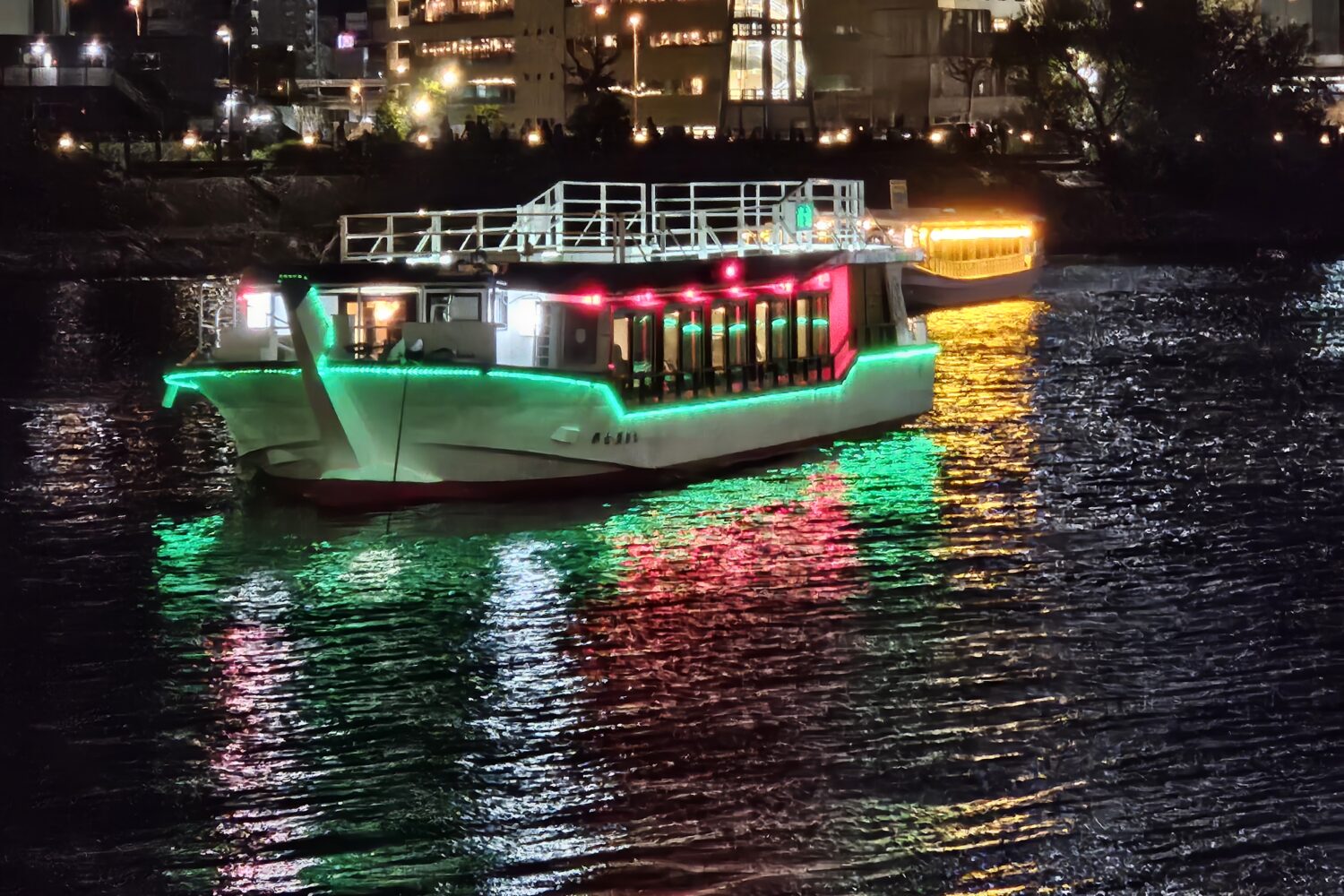 横浜屋形船｜Yokohama Yakatabune Cruise