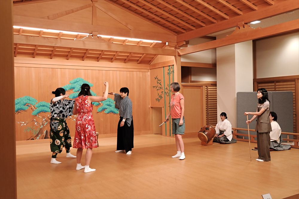 Team presentation at Yokohama Noh Theater