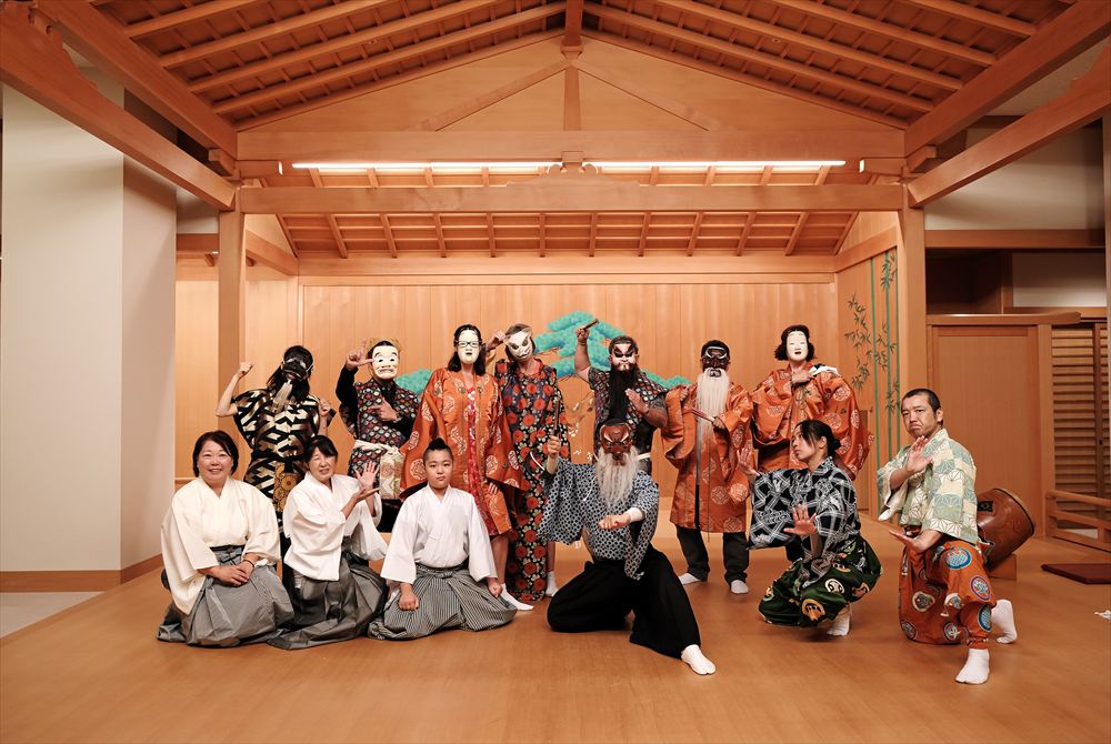 Yokohama Kagura performers